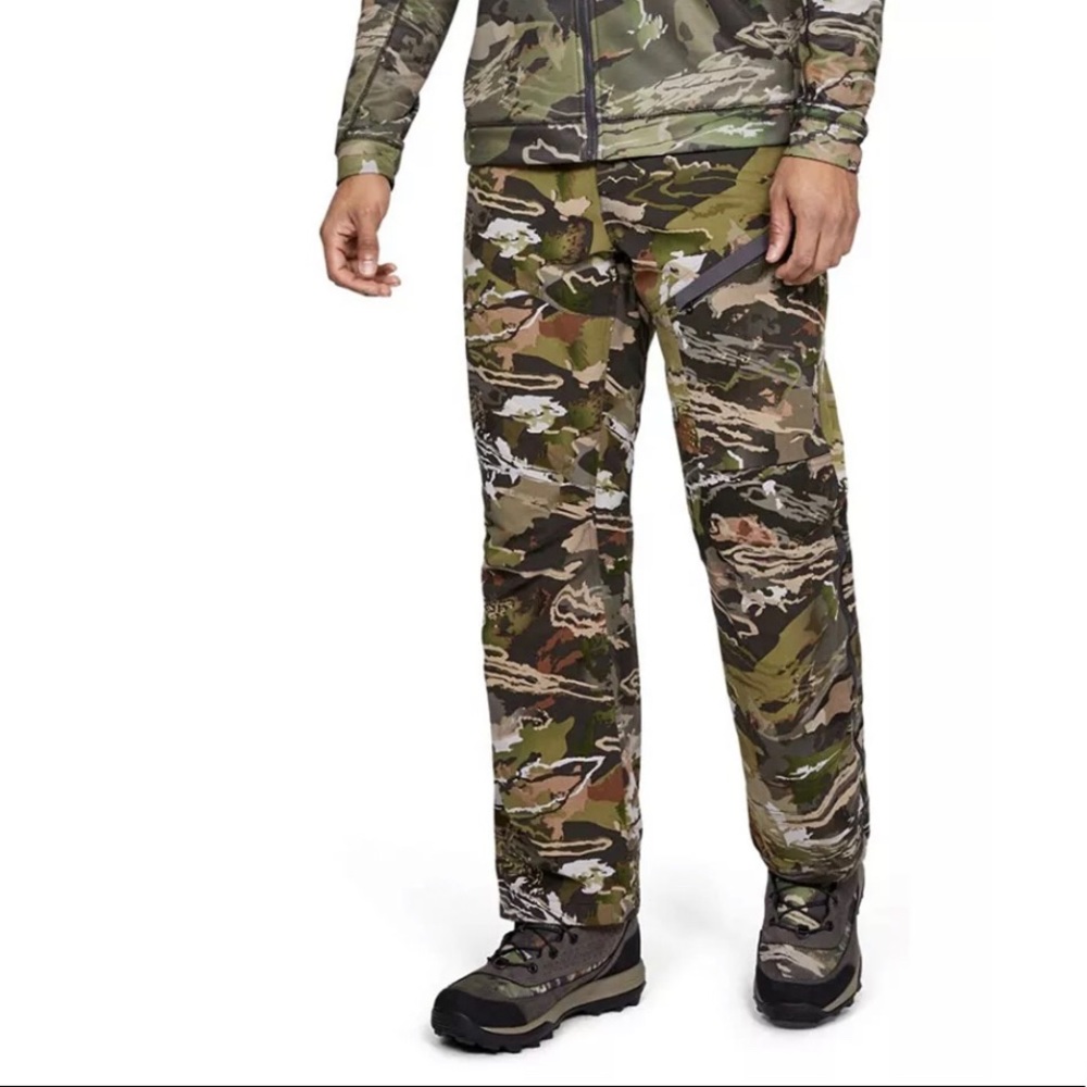NWT UA Grit Pants Forest Camo 1347443 940